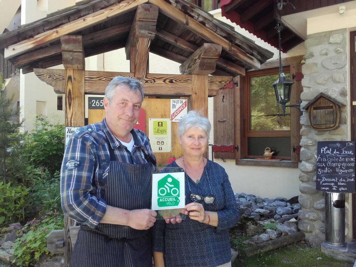 Logis Hotel Les Sapins Montriond Exterior foto